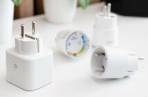 Smart Plug – Intelligente Technologie für Energieeffizienz und Kostensenkung (Foto: AdobeStock - 898530240 Proxima Studio)